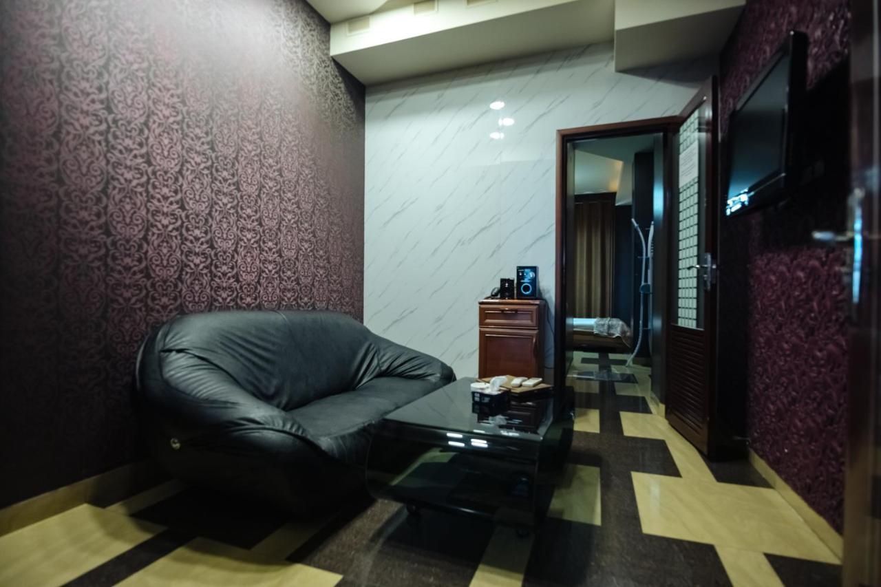 Golden Seconds Hotel Erywań Zewnętrze zdjęcie