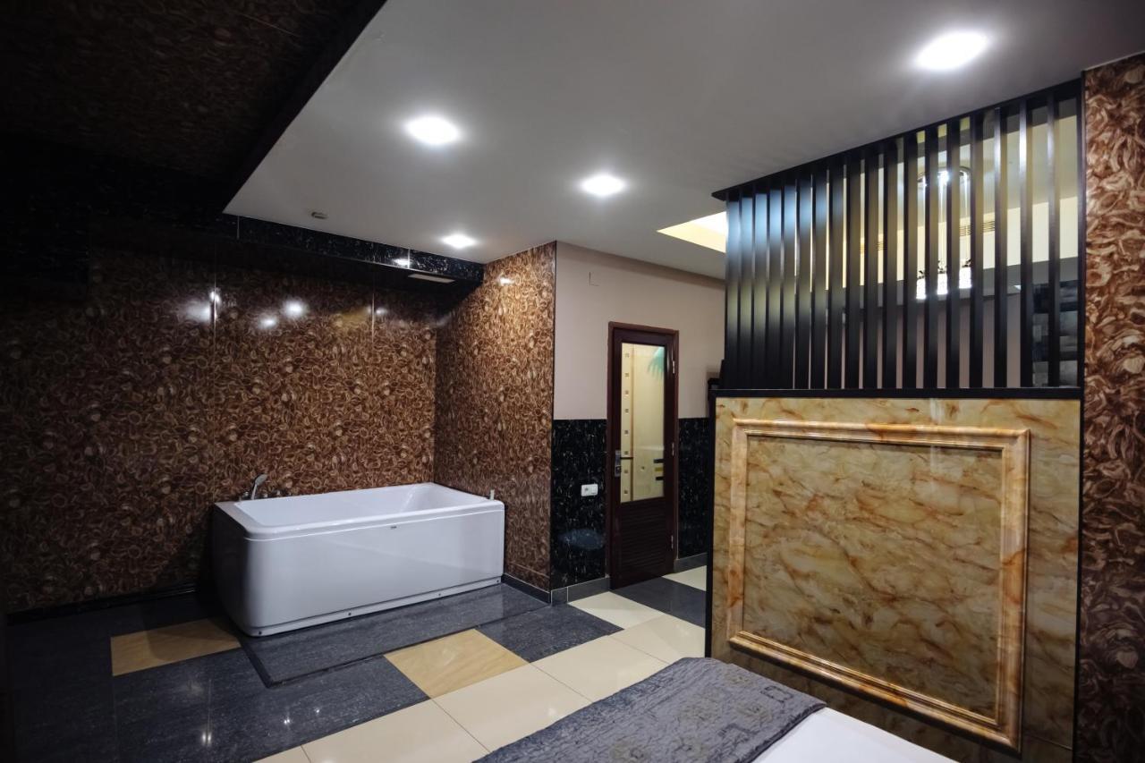 Golden Seconds Hotel Erywań Zewnętrze zdjęcie