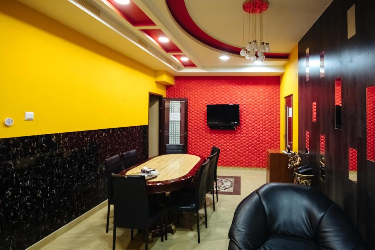 Golden Seconds Hotel Erywań Zewnętrze zdjęcie