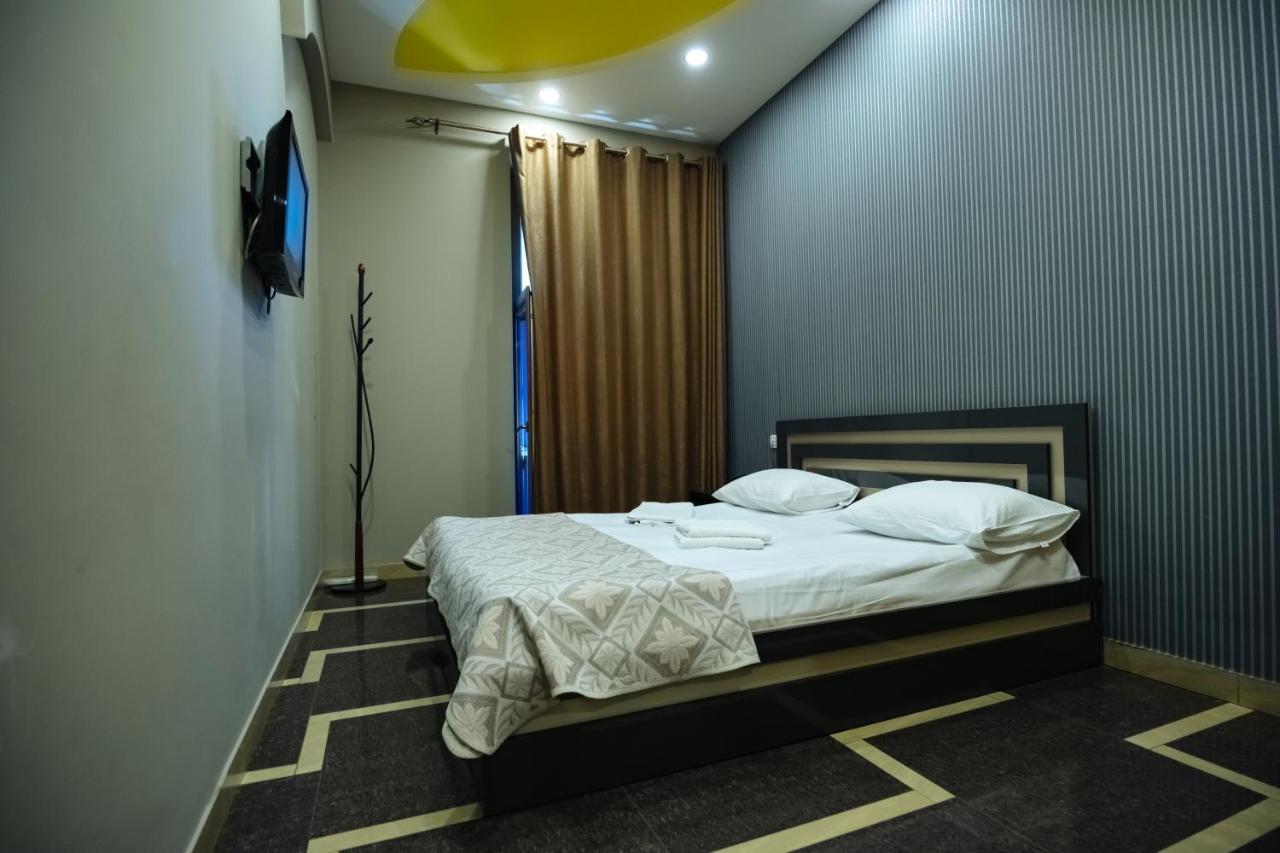 Golden Seconds Hotel Erywań Zewnętrze zdjęcie