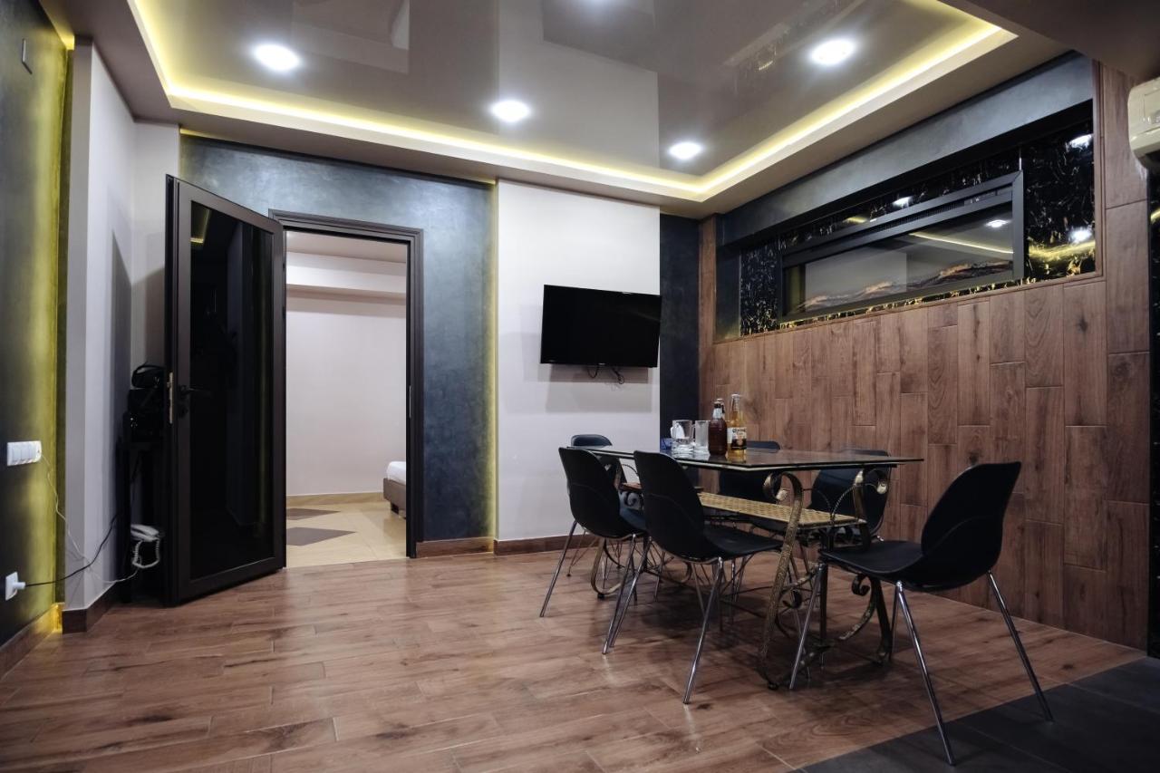 Golden Seconds Hotel Erywań Zewnętrze zdjęcie