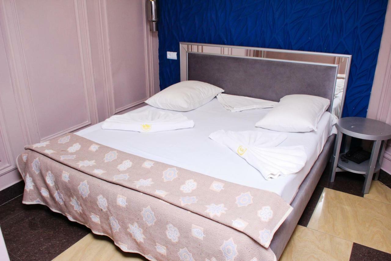 Golden Seconds Hotel Erywań Zewnętrze zdjęcie